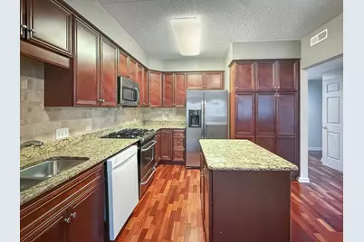 701 W Rand Road #137, Arlington Heights, IL 60004 - Photo 4