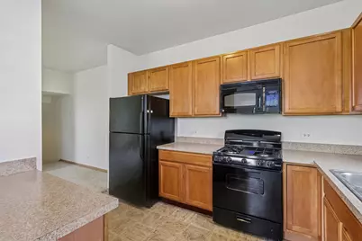 1548 Grand Drive #6, Dekalb, IL 60115 - Photo 10