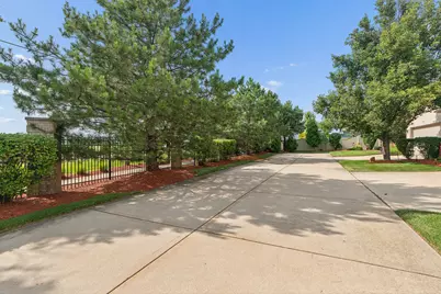 11156 Karen Drive, Orland Park, IL 60467 - Photo 32