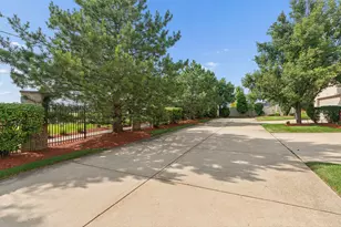 11156 Karen Dr, Orland Park, IL 60467 - Photo 32