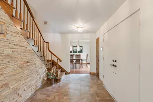 212 Cheviot Dr, Bartlett, IL 60103 - Photo 4