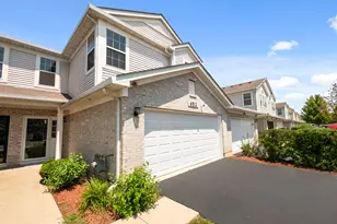 6512 Blue Sky Ln, Matteson, IL 60443 - Photo 2