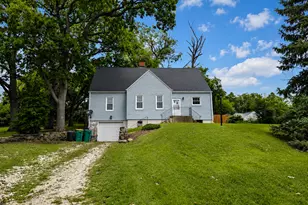 909 Glen Ave, Marseilles, IL 61341 - Photo 1