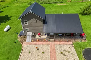 15564 W Fisher Rd, Lena, IL 61048 - Photo 6