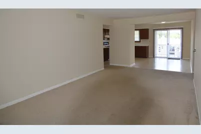 370 Eastern Avenue #370, Barrington, IL 60010 - Photo 6