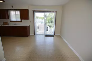 370 Eastern Ave, Barrington, IL 60010 - Photo 4