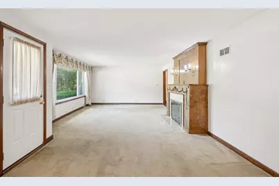 412 Dundee Avenue, Barrington, IL 60010 - Photo 4