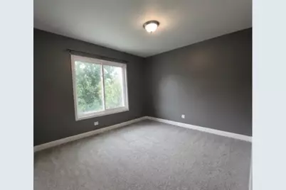 9 E Country Walk Drive, Round Lake Beach, IL 60073 - Photo 4