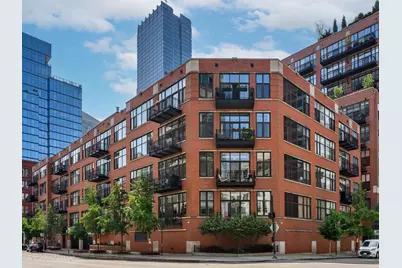 333 W Hubbard Street #904, Chicago, IL 60654 - Photo 1