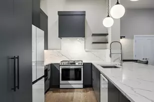 333 W Hubbard St, Chicago, IL 60654 - Photo 8