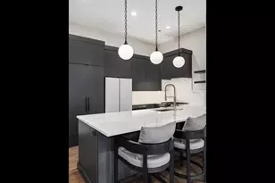 333 W Hubbard St, Chicago, IL 60654 - Photo 10