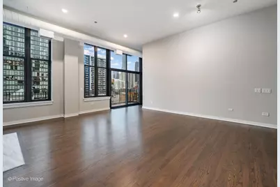 333 W Hubbard Street #904, Chicago, IL 60654 - Photo 4