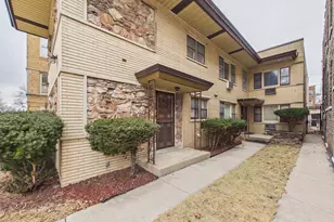 11219 S King Dr, Chicago, IL 60628 - Photo 2