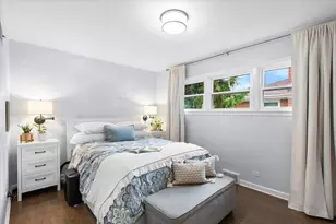 6150 N Keating Ave, Chicago, IL 60646 - Photo 18