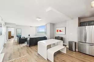 6301 N Sheridan Rd, Chicago, IL 60660 - Photo 6