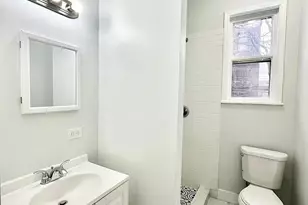 2224 S Sawyer Ave, Chicago, IL 60623 - Photo 12