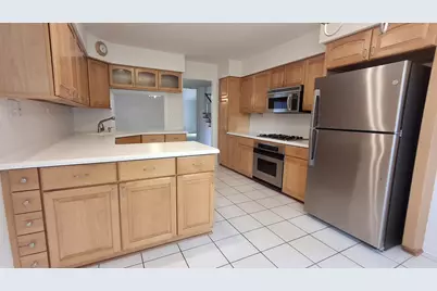 1031 Holly Lane, Glenview, IL 60025 - Photo 6