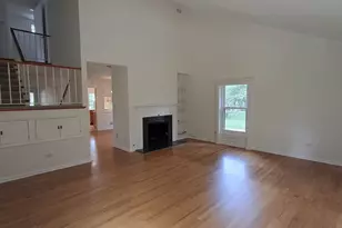 1031 Holly Ln, Glenview, IL 60025 - Photo 8
