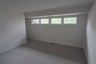 1031 Holly Ln, Glenview, IL 60025 - Photo 18