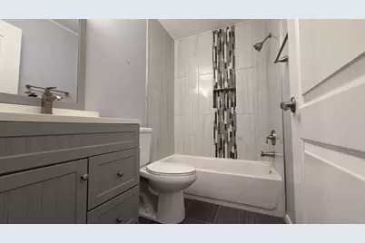 646 White Court, Gurnee, IL 60031 - Photo 18