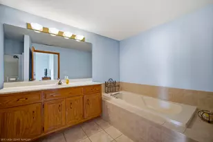 6508 W Pine Trail Ln, Tinley Park, IL 60477 - Photo 14