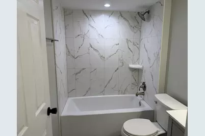 1785 W Algonquin Road #1A, Mount Prospect, IL 60056 - Photo 8