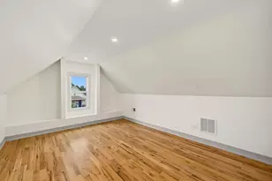 4852 W Melrose St, Chicago, IL 60641 - Photo 20