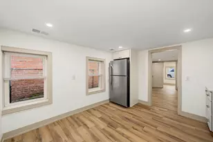 4852 W Melrose St, Chicago, IL 60641 - Photo 26
