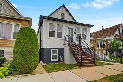 4852 W Melrose Street, Chicago, IL 60641 - Photo 2