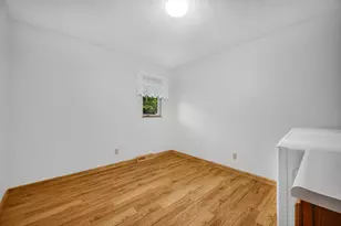 221 Hillside Ln, Bloomington, IL 61701 - Photo 20