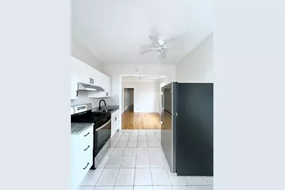 2140 N Kildare Avenue #3, Chicago, IL 60639 - Photo 2