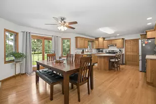 559 Hollyberry Ln, Bourbonnais, IL 60914 - Photo 12