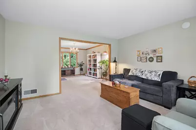 559 Hollyberry Lane, Bourbonnais, IL 60914 - Photo 6