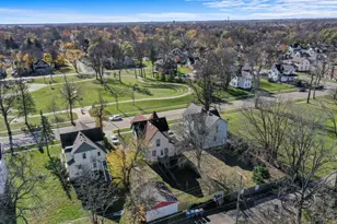 1097 E Merchant St, Kankakee, IL 60901 - Photo 16
