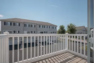 335 Lakeshore Dr, Oswego, IL 60543 - Photo 14