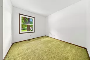 129 Dolores St, Oswego, IL 60543 - Photo 16