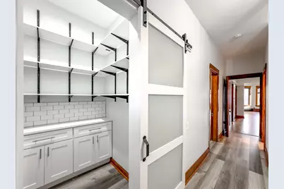 3422 W McLean Avenue #2, Chicago, IL 60647 - Photo 6