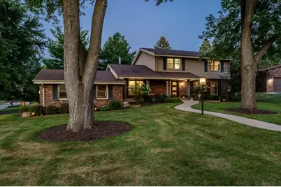 2823 Woodhill Drive, Rockford, IL 61114 - Photo 2