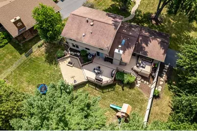 2823 Woodhill Drive, Rockford, IL 61114 - Photo 16