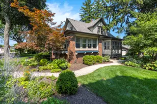 511 N Evergreen Ave, Arlington Heights, IL 60004 - Photo 1