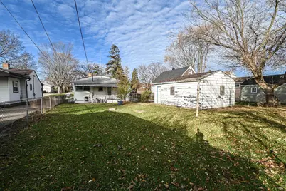 629 S Fulton Avenue, Waukegan, IL 60085 - Photo 22