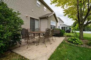 1401 Ballyshannon Dr, Bloomington, IL 61704 - Photo 26