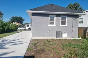 309 S 8th Ave, Maywood, IL 60153 - Photo 20