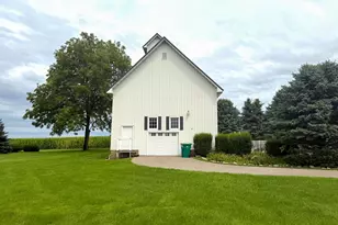 19445 Shabbona Rd, Malta, IL 60150 - Photo 34