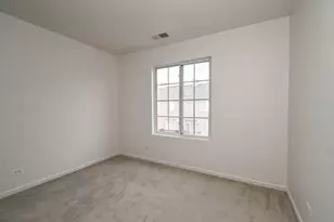 35 Thomas Ct, Grayslake, IL 60030 - Photo 22