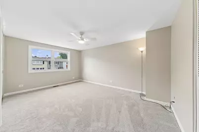 942 Cardiff Court, Schaumburg, IL 60194 - Photo 10