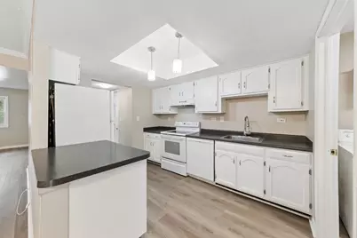 942 Cardiff Court, Schaumburg, IL 60194 - Photo 8
