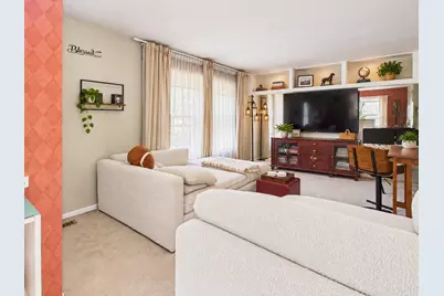 636 Newton Court #636, Schaumburg, IL 60194 - Photo 14