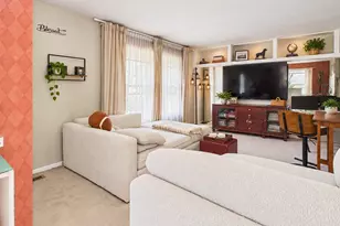 636 Newton Ct, Schaumburg, IL 60194 - Photo 14