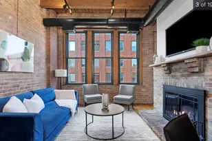331 S Peoria St, Chicago, IL 60607 - Photo 2